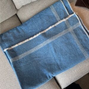Serena & Lily French Blue Linen Chenille Throw